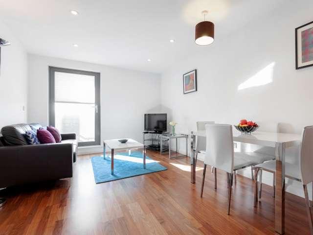 Apartment for rent in London Borough of Merton, Merton Park