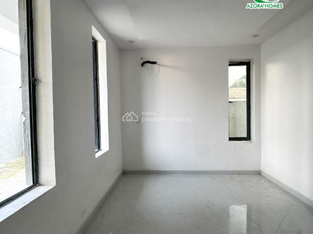 Flat for sale in Eti Osa, Lagos