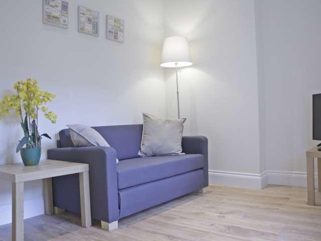 Apartment for rent in North Kensington, Greater London