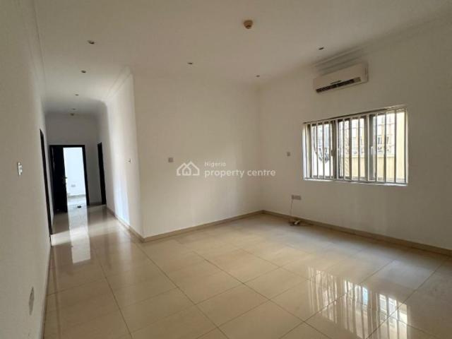 Flat for rent in Eti Osa, Lagos