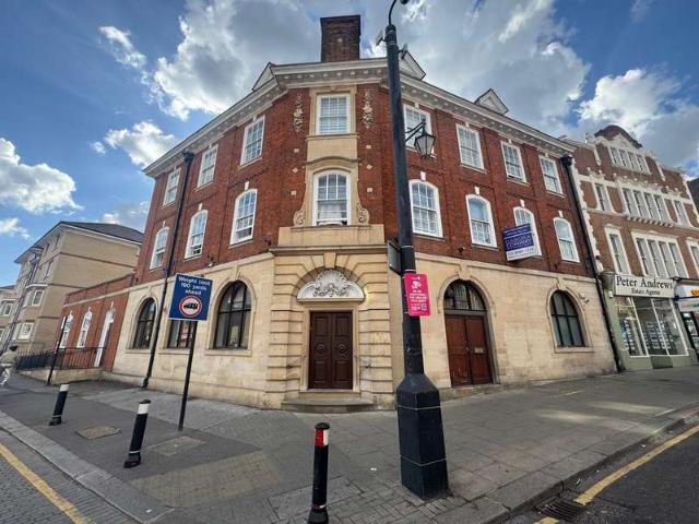 Office for rent in South Woodford, Greater London