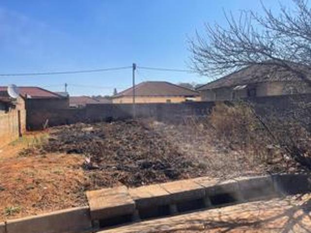 Land for sale in Mohlakeng, Gauteng