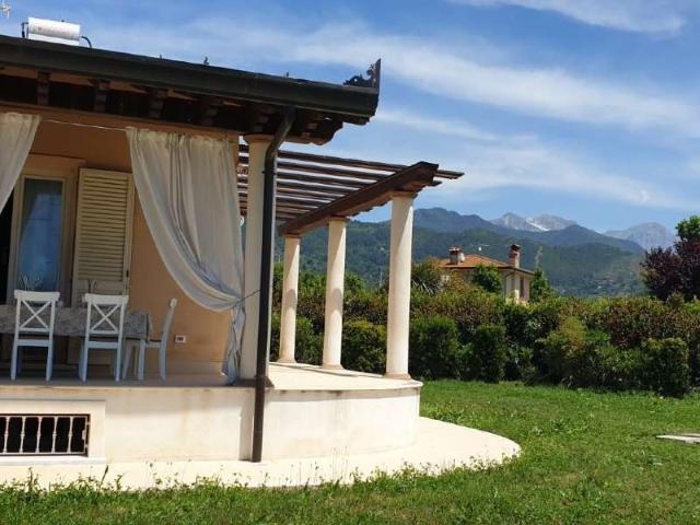 Villa Indipendente in affitto a Seravezza, Toscana