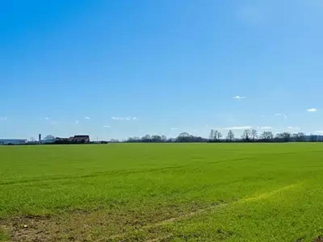 Terrain vente à Torcy, Servon