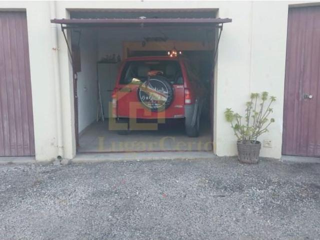 Garagem venda em Sesimbra (Castelo), Sesimbra
