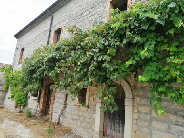 Villa Indipendente in vendita a Sessano Del Molise, Molise