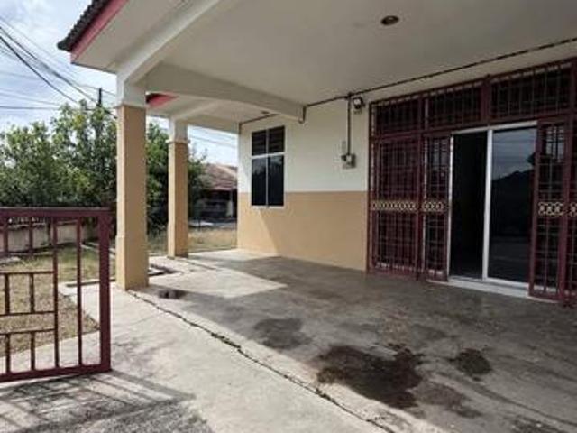 Residential House for sale in Kangar