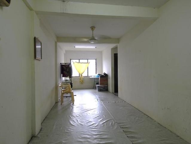 Flat for sale in Petaling, Alam Impian
