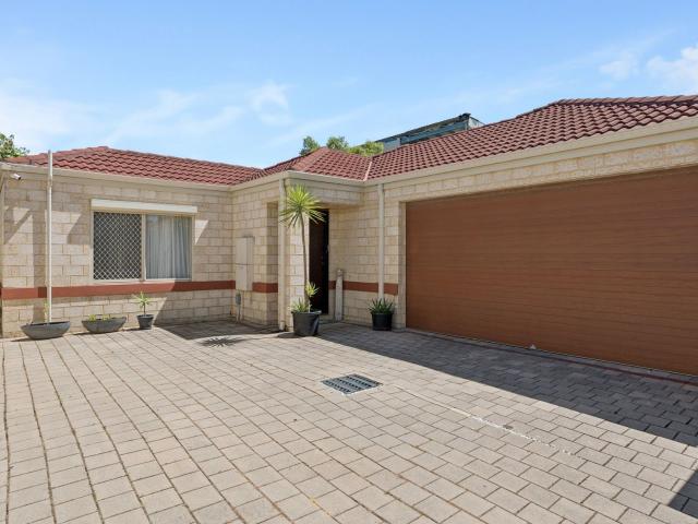 Villa for sale in Stirling, Western Australia
