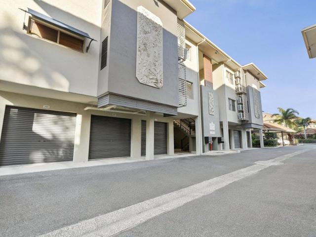 Apartment for sale in Kewarra Beach, Queensland