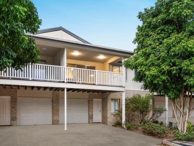 Townhouse for sale in Toombul, Queensland