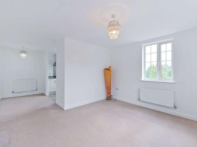 Apartment for rent in Chalfont St. Peter, Denham