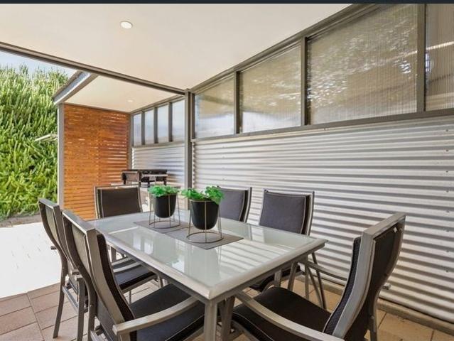 House for rent in City Of Holdfast Bay, Horseshoe Creek