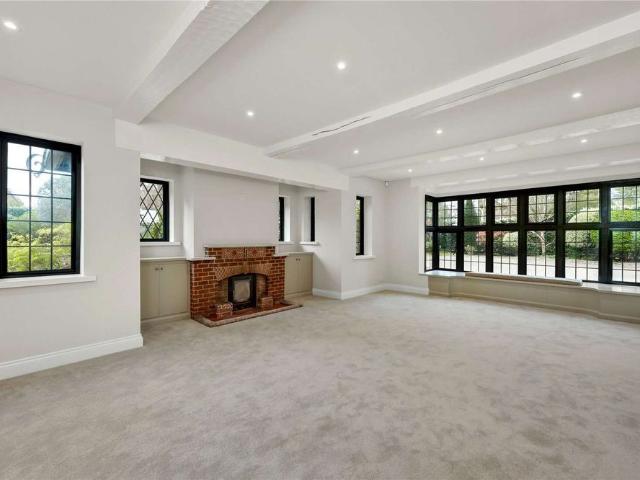 House for rent in Blackhills, Surrey