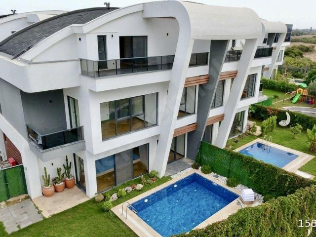 Kepez içerisinde satılık Villa