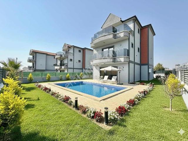 Yeniçiftlik Mahallesi, Marmaraereğlisi içerisinde satılık Villa