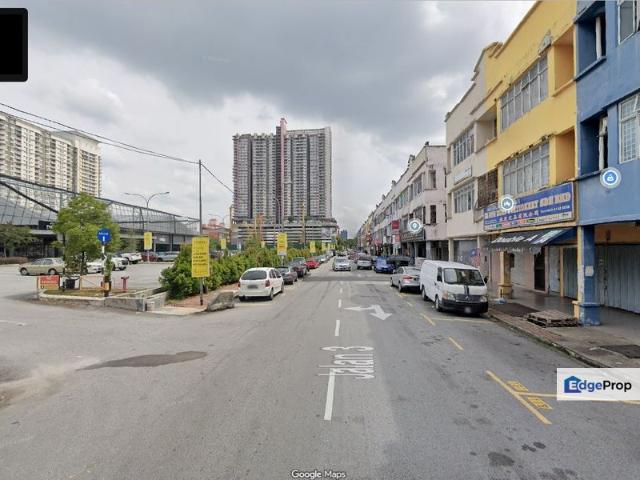 Shop for rent in Country Heights Damansara, Kuala Lumpur