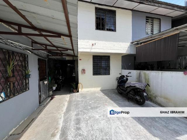 House for sale in Country Heights Damansara, Kuala Lumpur