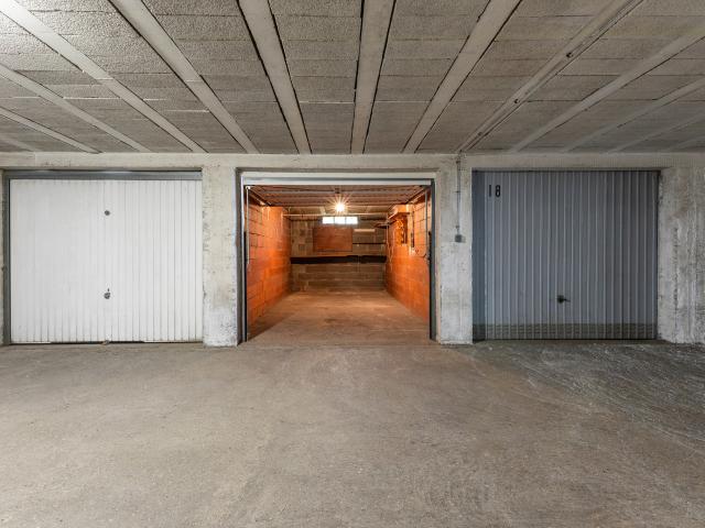 Garage vente à Montpellier, Sète