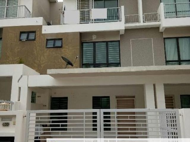 House for rent in Petaling, Alam Impian