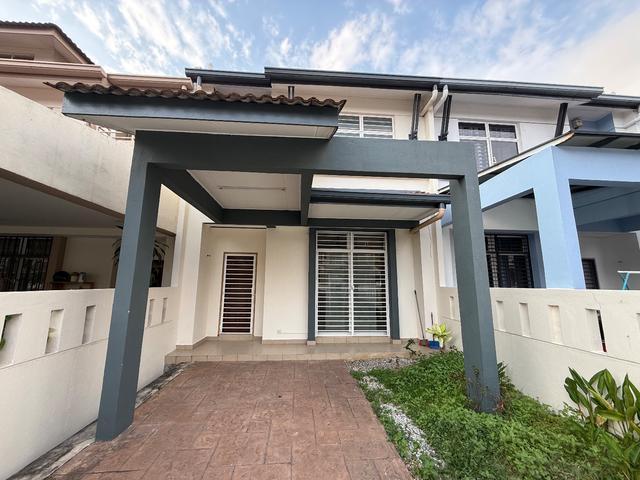 Terraced House for rent in Petaling, Alam Impian