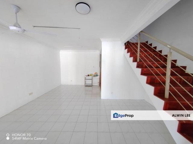 House for rent in Petaling, Alam Impian