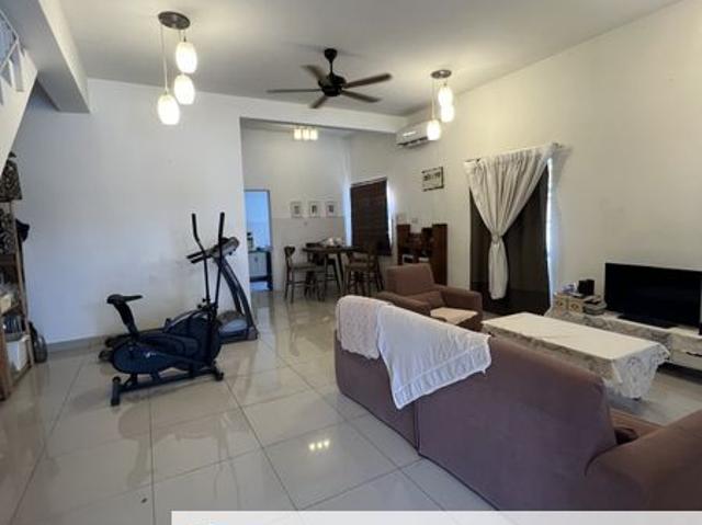 House for rent in Petaling, Alam Impian
