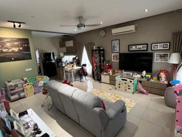 Residential House for sale in Petaling, Alam Impian