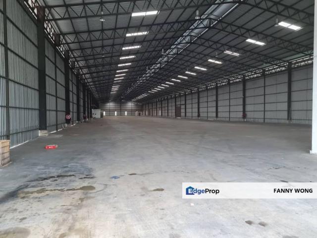 Warehouse for rent in Petaling, Alam Impian