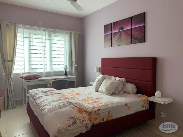 Room for rent in Petaling, Alam Impian