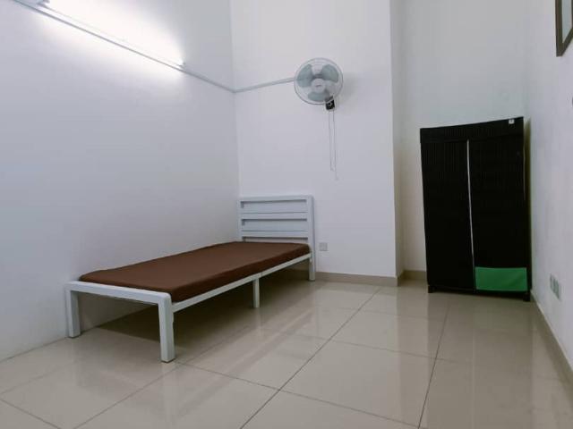 House for rent in Petaling, Alam Impian