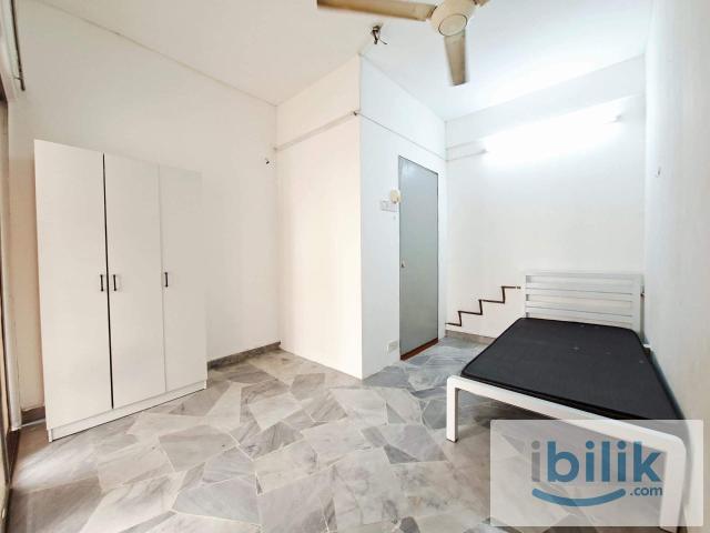 Room for rent in Seksyen U13, Shah Alam