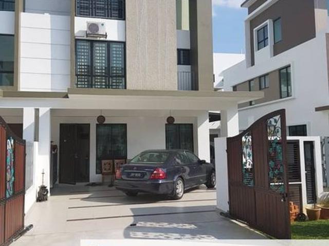 House for sale in Petaling, Alam Impian