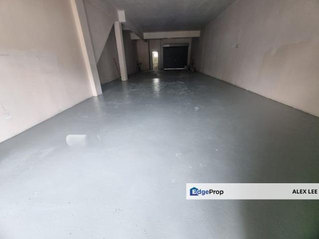 Shop for rent in Petaling, Alam Impian