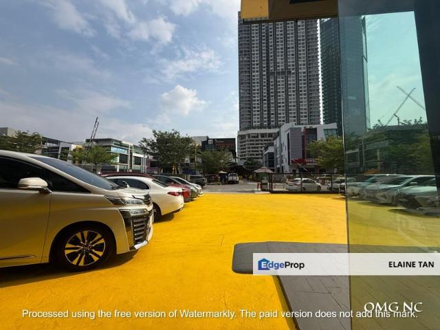 Shop for rent in Petaling, Alam Impian