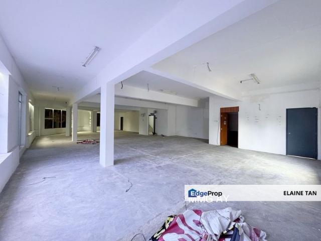 Shop for rent in Petaling, Alam Impian