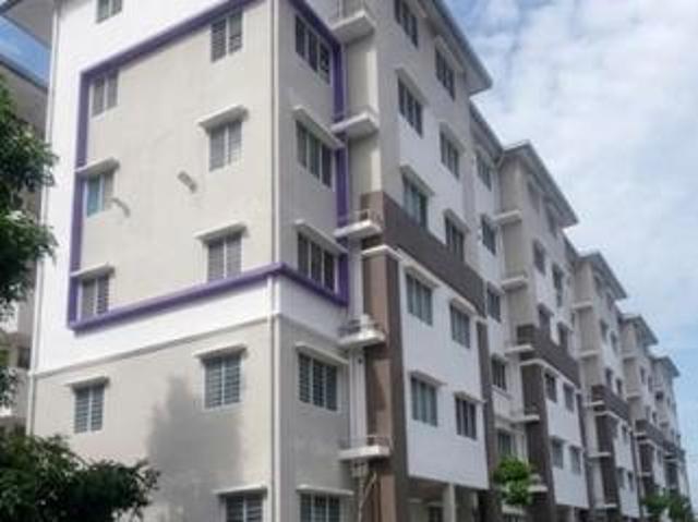 Flat for sale in Petaling, Alam Impian