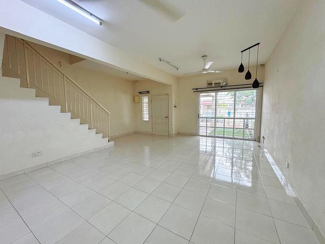 Terraced House for rent in Petaling, Alam Impian