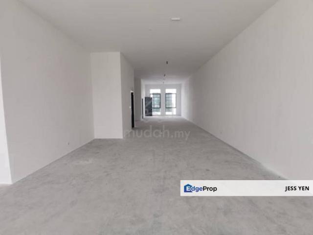 Shop for rent in Kajang, Langat