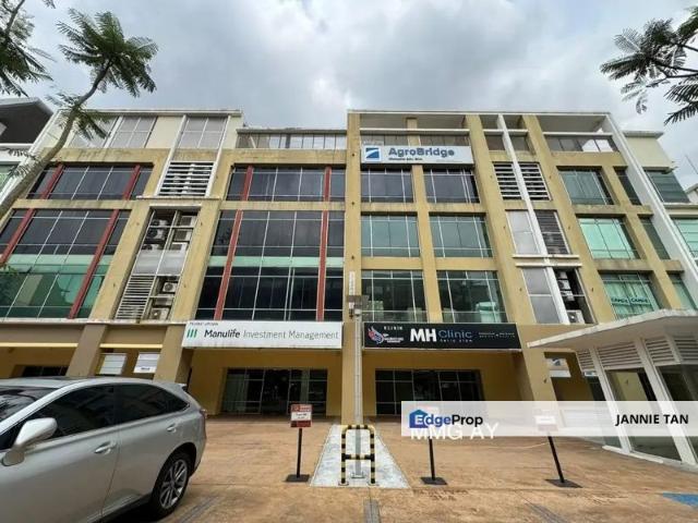 Shop for sale in Petaling, Alam Impian