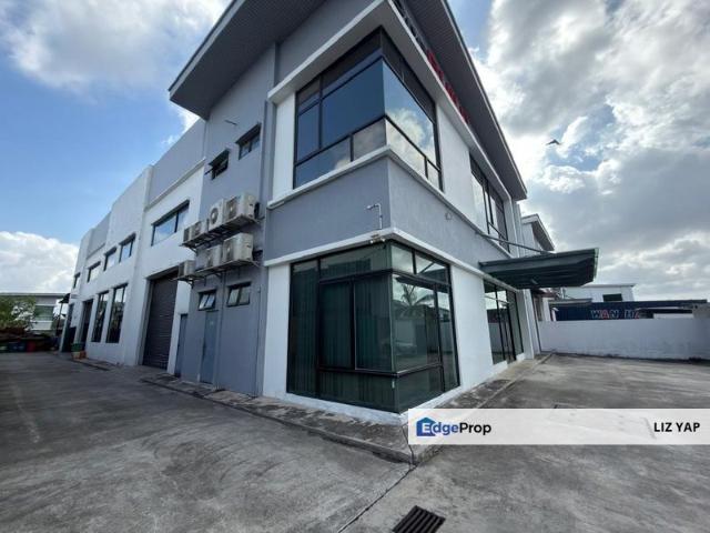 Warehouse for sale in Bukit Ledang, Johor