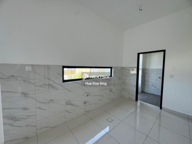 Warehouse for sale in Johor