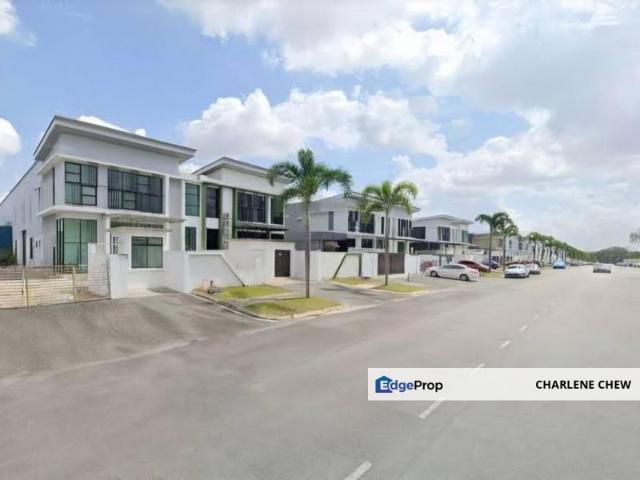 Warehouse for rent in Taman Eko Perniagaan, Johor Bahru