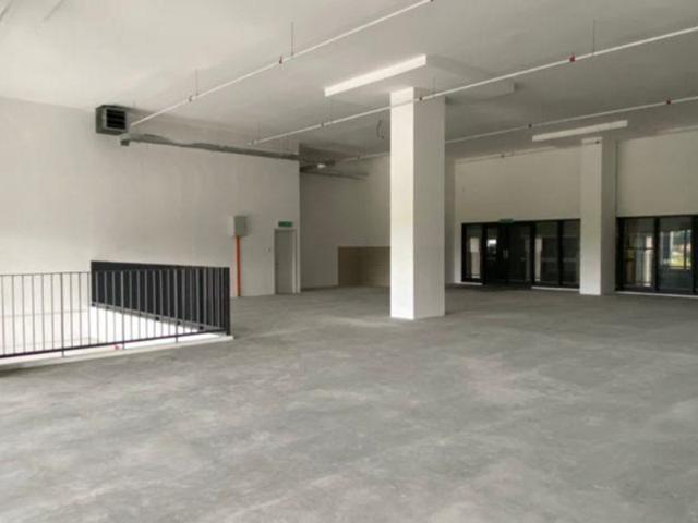 Shop for rent in Petaling, Alam Impian