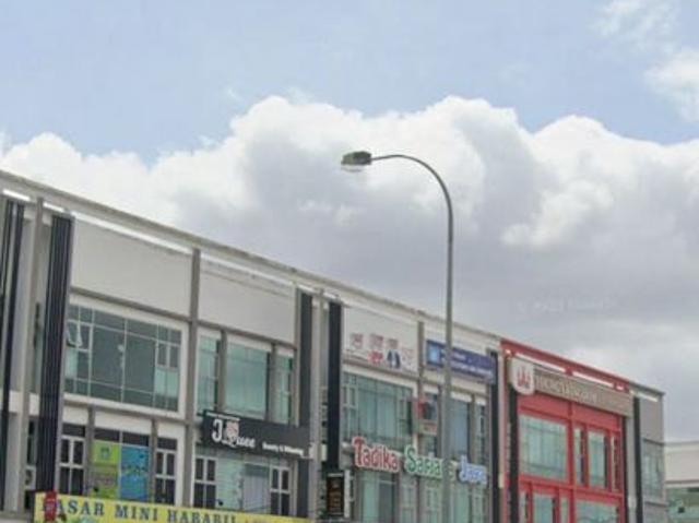 Shop for sale in Johor