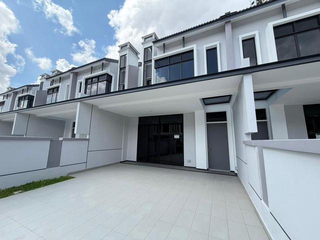 Terraced House for sale in Setia Indah, Johor Bahru