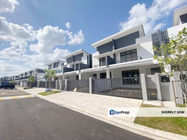 House for sale in Pulai, Bukit Ledang