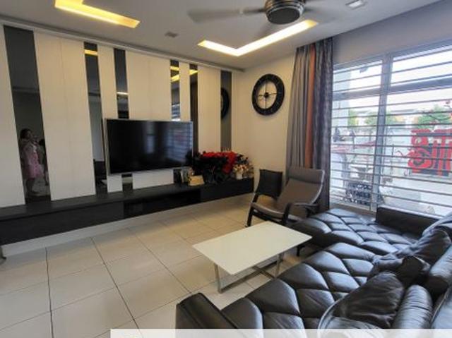 House for sale in Pulai, Bukit Ledang