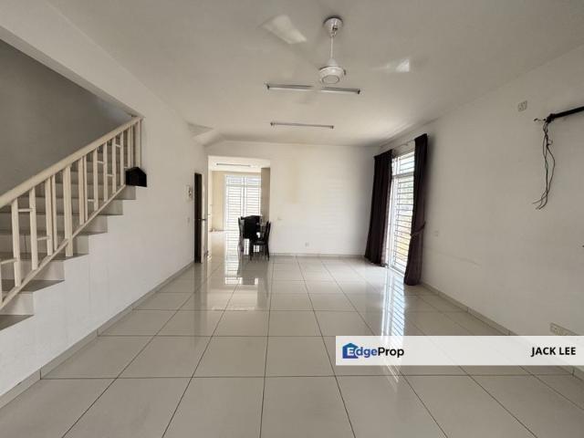 House for sale in Pulai, Bukit Ledang