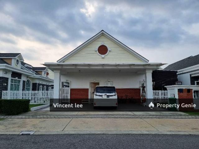 Bungalow for sale in Kajang, Langat